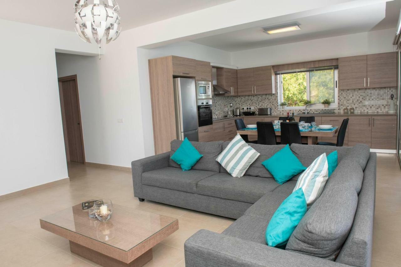 Paradise Blue Villa Pomos Exterior foto